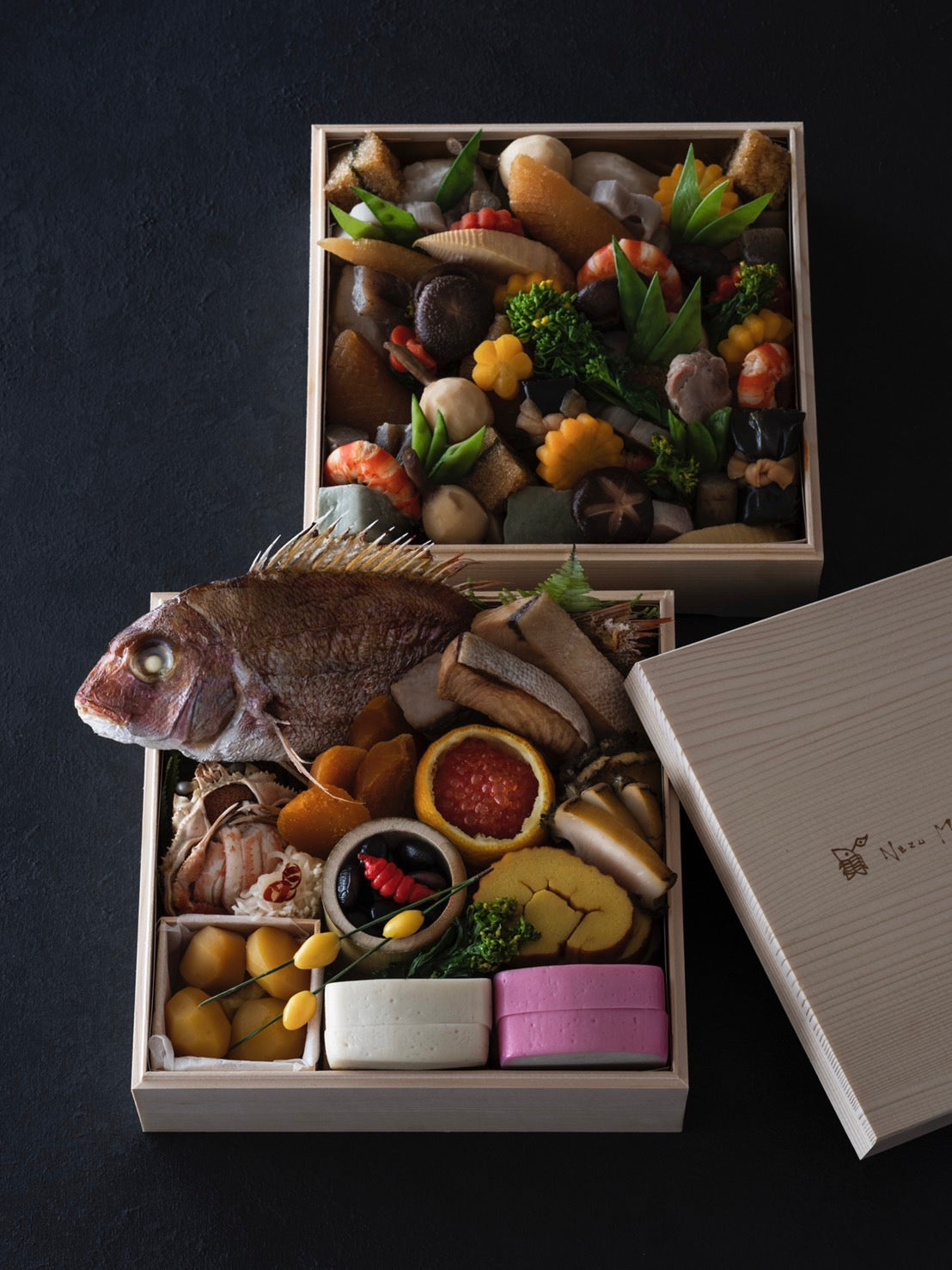 おせち三段重　＜4~5人前＞　限定50折